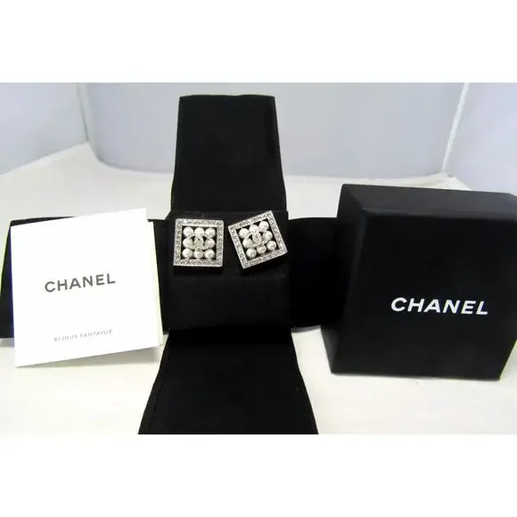CHANEL 24P Crystal Glass Pearl CC Logo Silver Square Stud Earrings - Picture 2 of 9